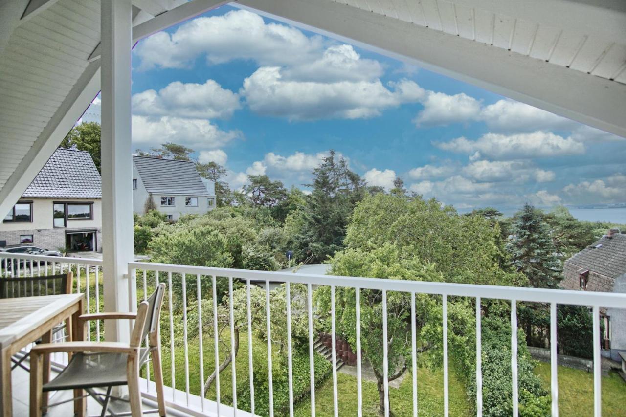 Moderne Ferienwohnung Mit Balkon, Meerblick - Ferienresidenz Zwei Boddenfewo 1-5 Lietzow Exterior foto